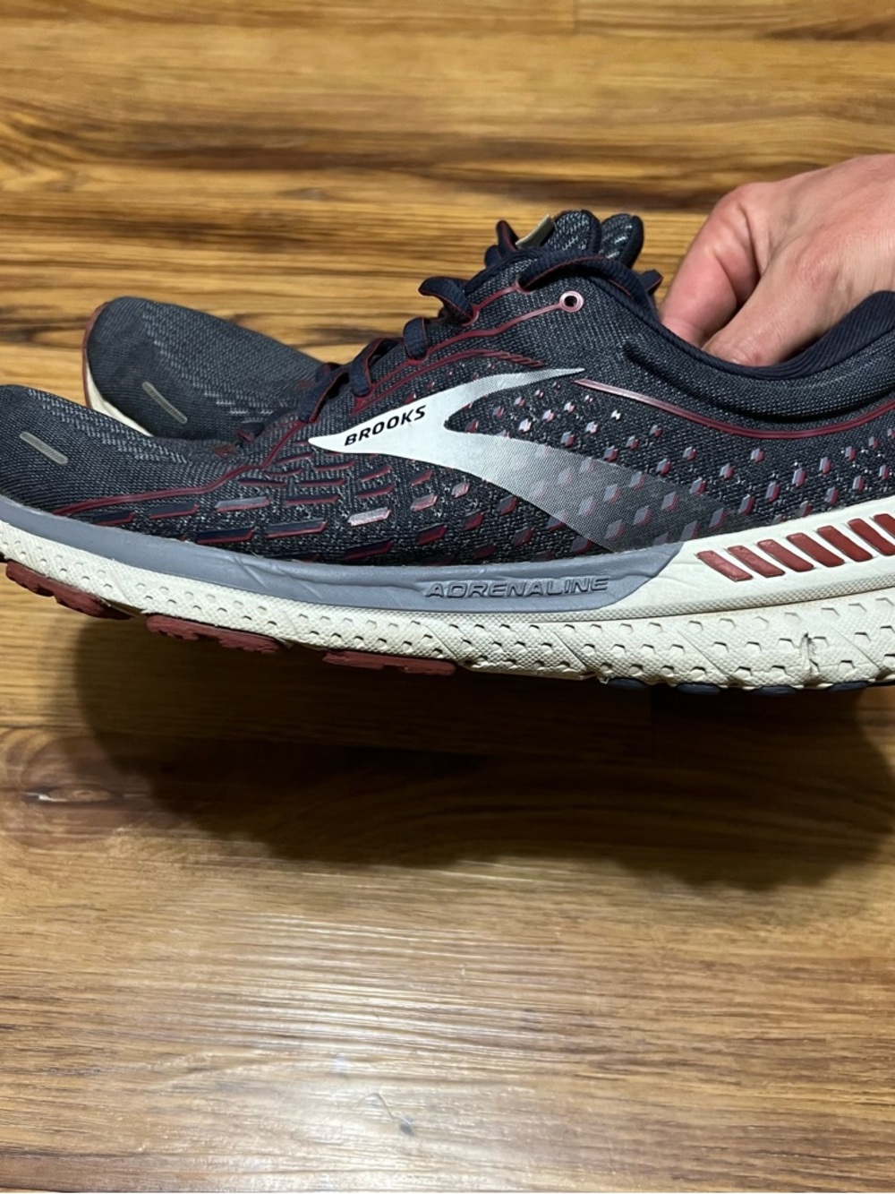 Brooks Mens Adrenaline GTS 21 1103491D420 Gray Running Shoes Lace Up Size 10 - Picture 2 of 7